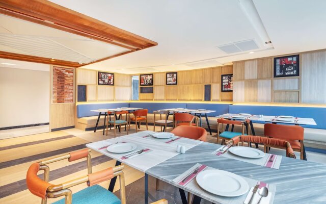 Best Western Click Sathorn 11