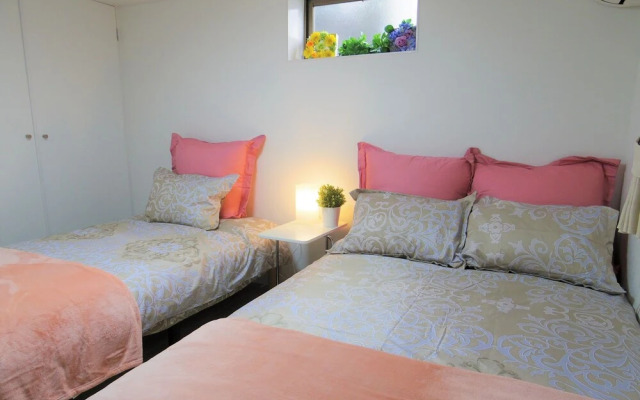 Nao's Riverside House