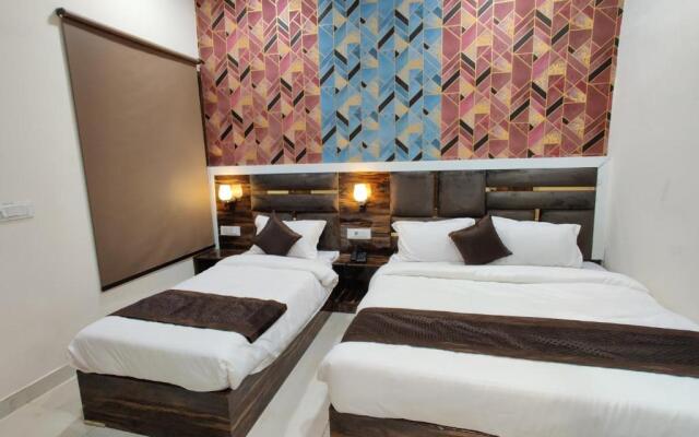 Hotel MK Grand