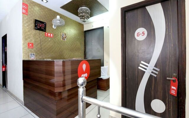 OYO 11844 Silver Star