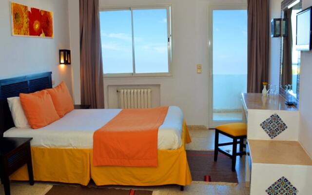 Hotel Tropicana Club & Spa