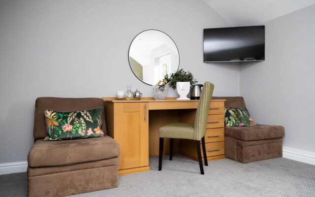 Rufford Arms Hotel