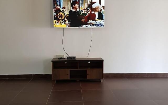 JBK Hostels Adjirinaganor