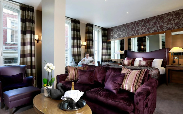 Macdonald Windsor Hotel