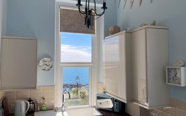 Flat 2, 1 Alexandra Gardens - Pet friendly