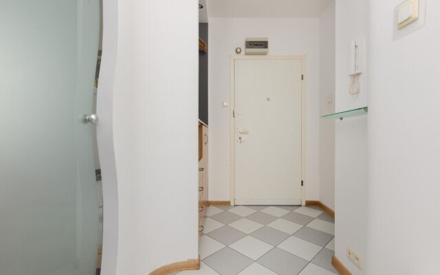 Bemowo Powstanców Slaskich by Renters