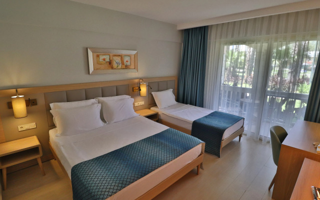 Aqua Fantasy Aquapark Hotel & Spa - All Inclusive