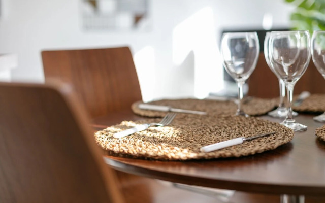 The Douglas - Donnini Apartments