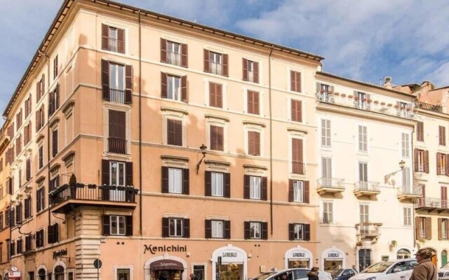 Piazza Spagna 4 bdr exclusive view
