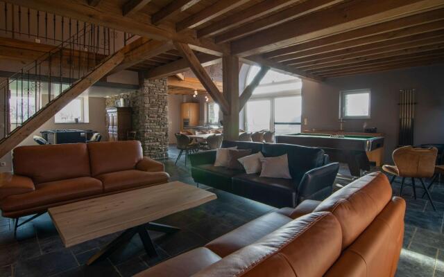 Very spacious house with sauna, spa and countryside views