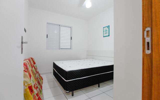 Sun Way Apartamento com piscina e churrasqueira.