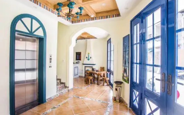 Dongshan Zhengxin Fashion Homestay