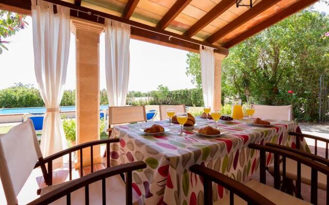 Villa - 2 Bedrooms with Pool and WiFi - 107615