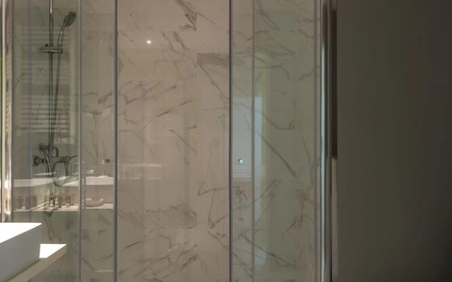 Classic Modern with a splash of glam