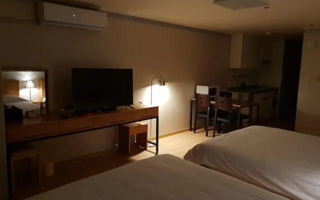 Stay And Co Residence