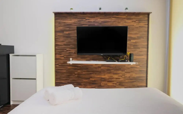 Cozy Studio Room at M-Town Apartment near Summarecon Serpong Mall