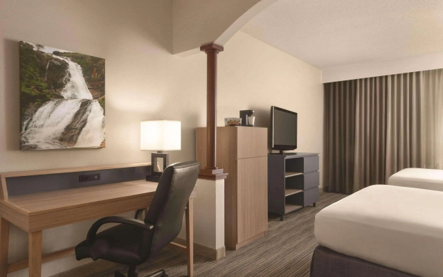Country Inn & Suites by Radisson, Eagan, MN