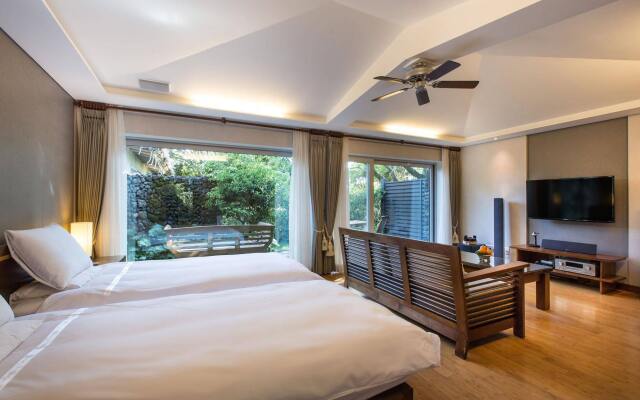 Seaes Hotel & Resort