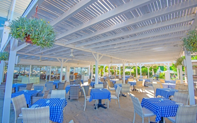 Silver Sands Beach Hotel