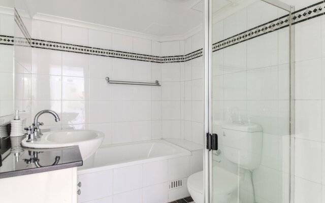 Pyrmont Resort 1