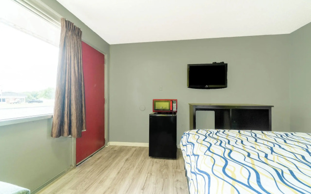 Lamplighter Inn By OYO Independence