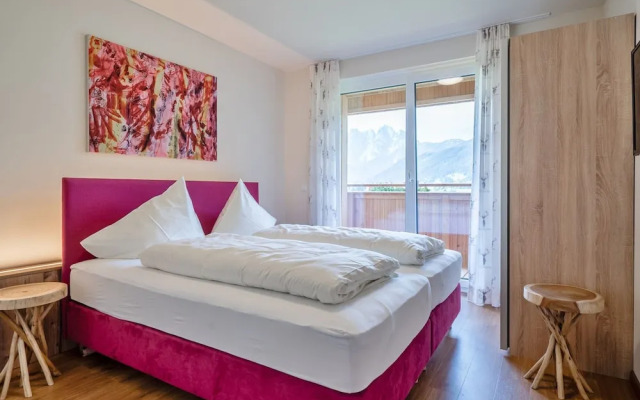 Spacious Apartment in Gosau near Ski Area