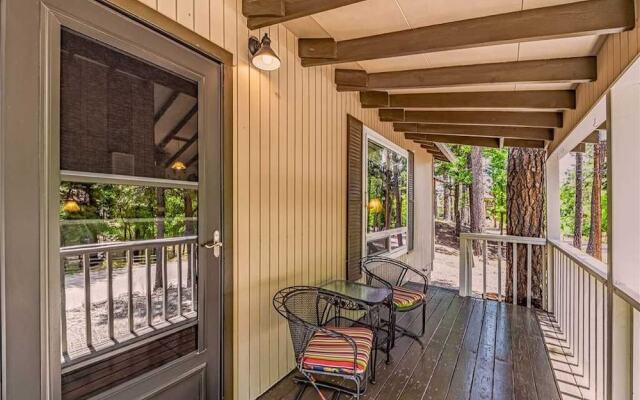 Innjoy - Two Bedroom Cabin