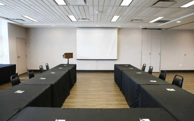 Residence & Conference Centre - Hamilton