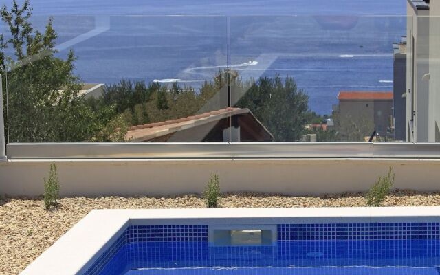 Villa Navis