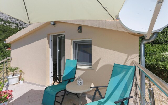 Nice Home in Solin With Wifi and 2 Bedrooms