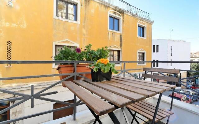 Plaka Apartment in Athens