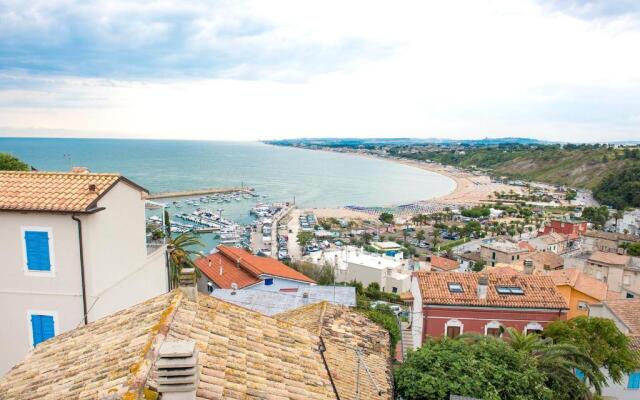 N216 - Numana, Cielo-Terra Nei Vicoli a 200mt Dal Mare