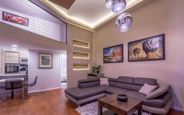 RBNB Apartments - Inner City I.