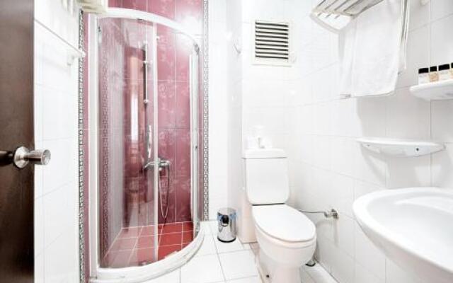 Di̇nar Hotel