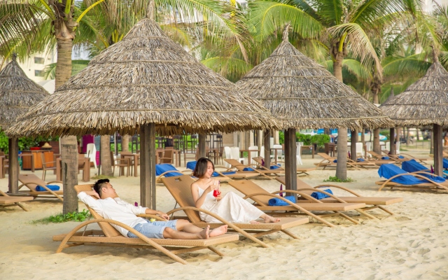 Holiday Beach Hotel Danang