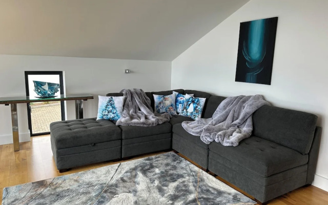 Coastguards Beach House
