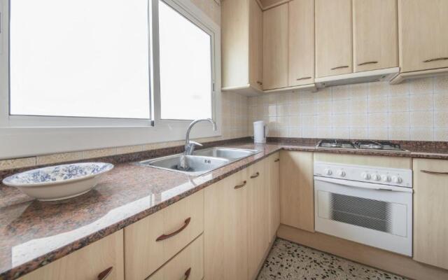 R28 Apartamento Montserrat 11-3