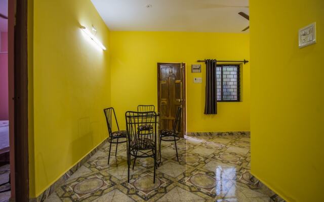 OYO 12486 Home 1BHK Siolim