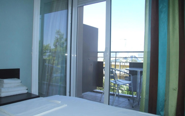 Hotel George