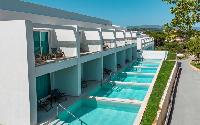 Mirage Bleu Hotel