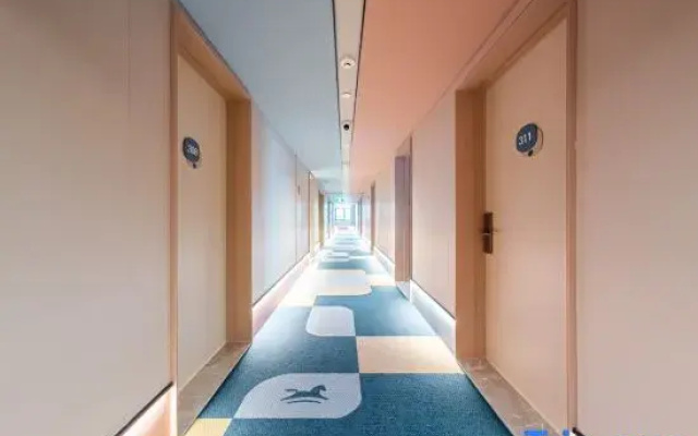 Hanting Hotel (Shijiazhuang Luquan Economic Development Zone Management Committee Branch)