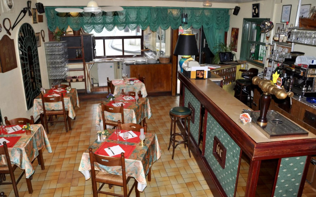 Hotel du Commerce et de Navarre