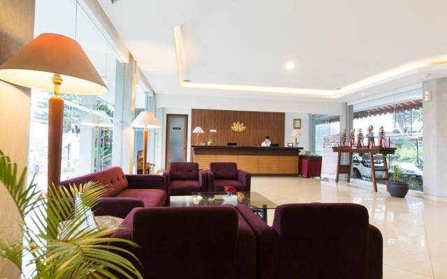 Gumilang Regency Hotel By Gumilang Hospitality – Lobby – Bandung