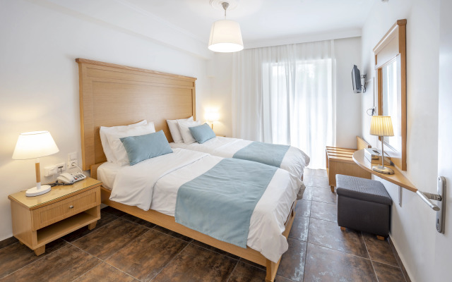 Peridis Family Resort