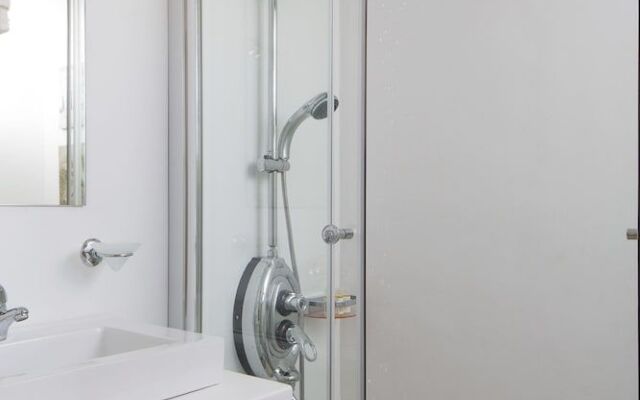 Kostantis Summer Villas and Suites
