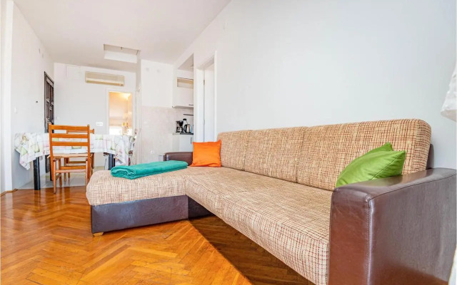 Two-Bedroom Apartment Vodice with Sea View 06