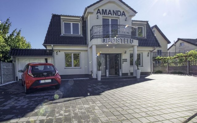 Amanda Hostel