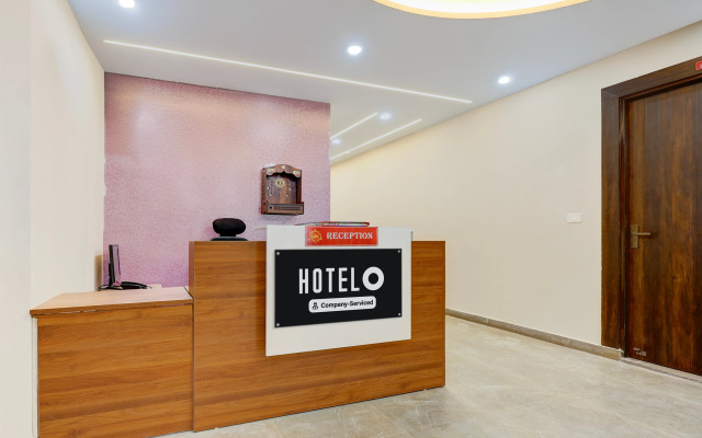 Hotel O Pari Chowk Metro Station