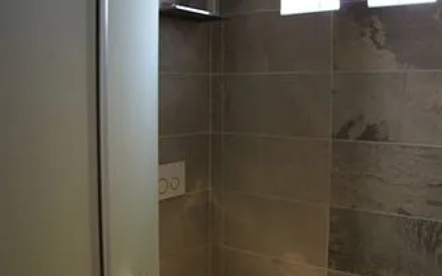 Platanofylla Studios & Apartments