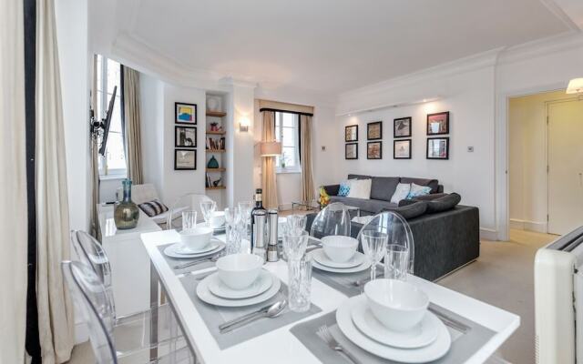 Outstanding Trafalgar Penthouse, sleeps 8